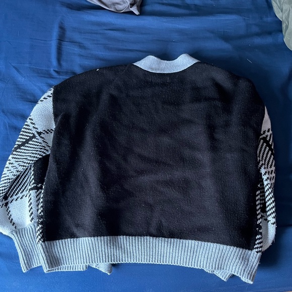 Calvin Klein Black and White Cardigan - Picture 5 of 5